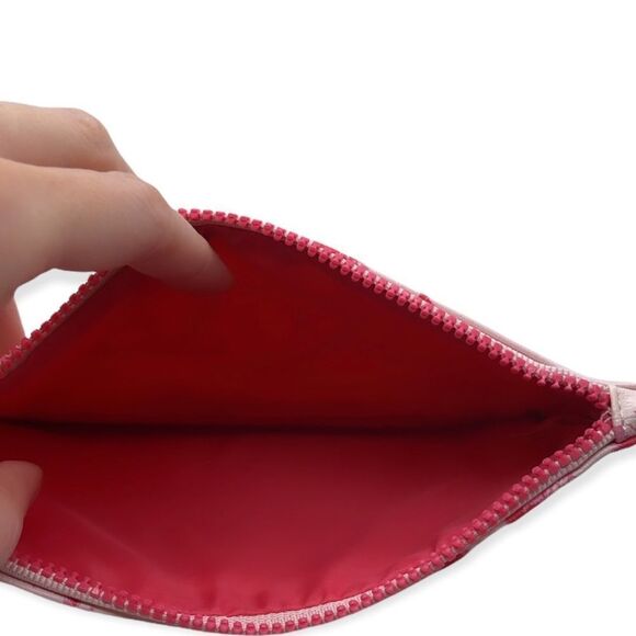 NWT Wool + Pepper Co. XOXO Custom ipsy Cosmetic Bag - Picture 3 of 3